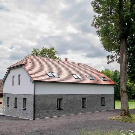 Jitkovsky Mlyn アパート Chotěboř